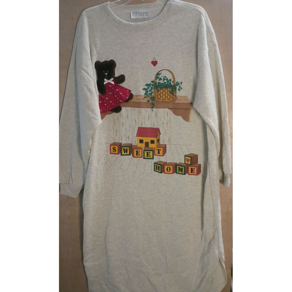 Made In The USA 1980s Vintage Teddy Bear One Applique Night Shirt Night Gown‎